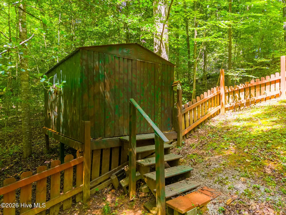 1410 Village Road Murphy, NC 28906