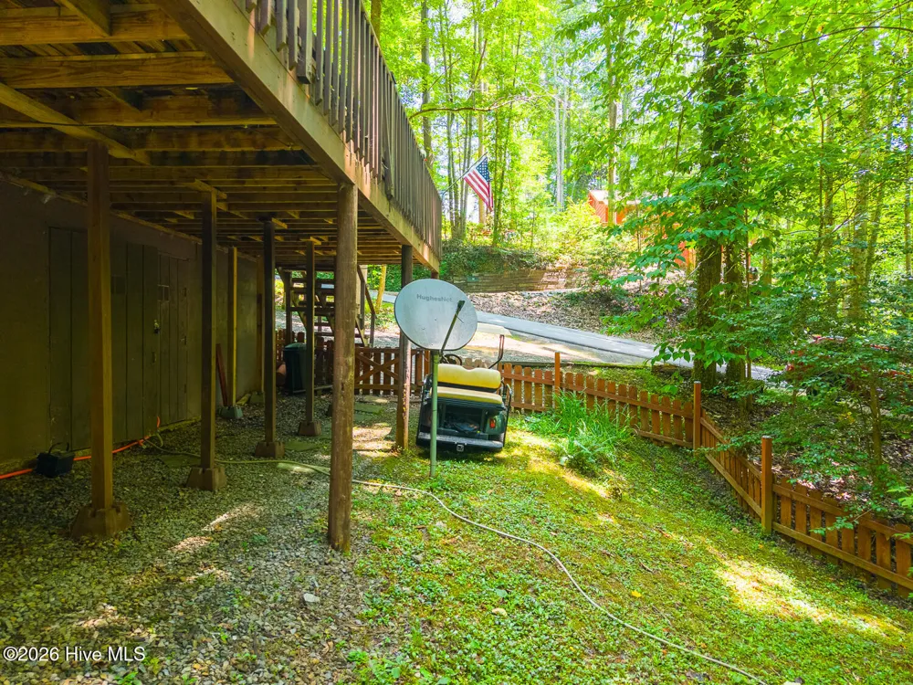 1410 Village Road Murphy, NC 28906