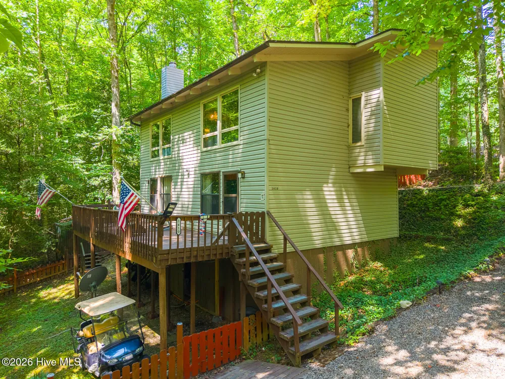 1410 Village Road Murphy, NC 28906