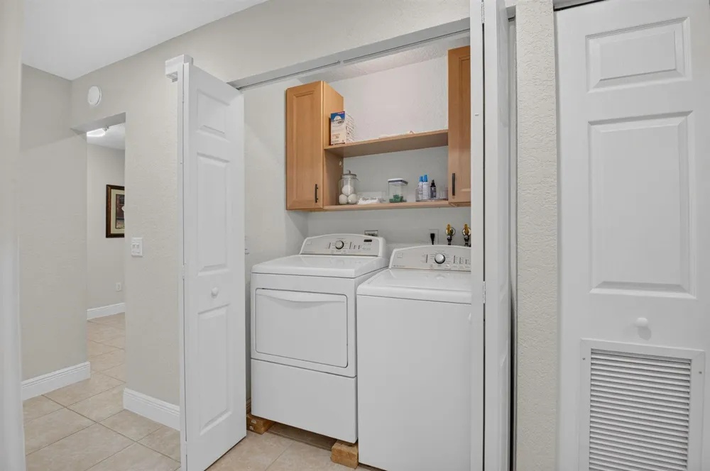9292 Sabal Ridge Circle #C Boca Raton, FL 33434