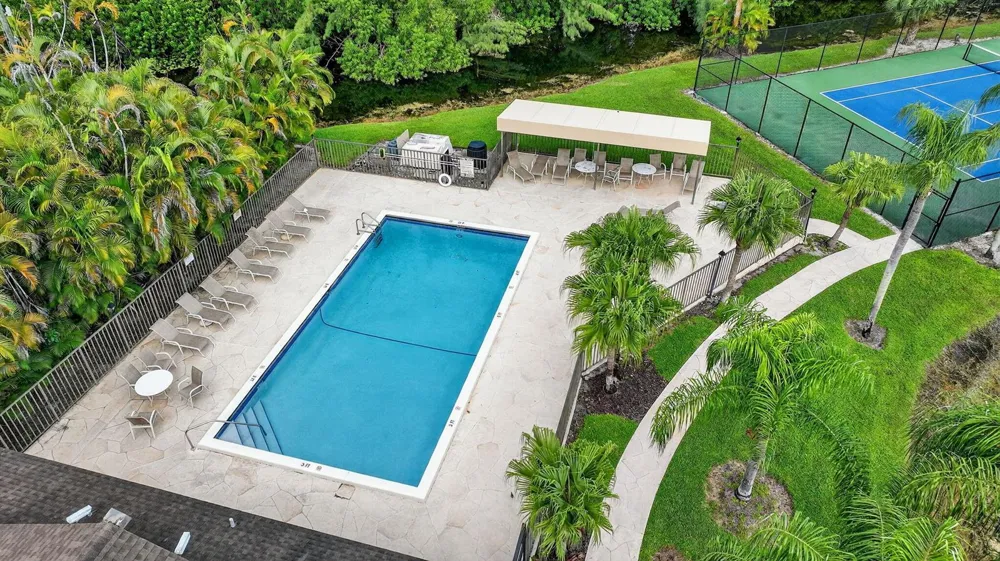 9292 Sabal Ridge Circle #C Boca Raton, FL 33434