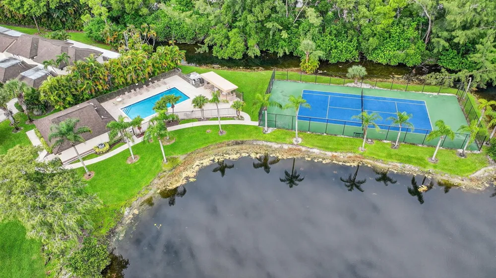 9292 Sabal Ridge Circle #C Boca Raton, FL 33434