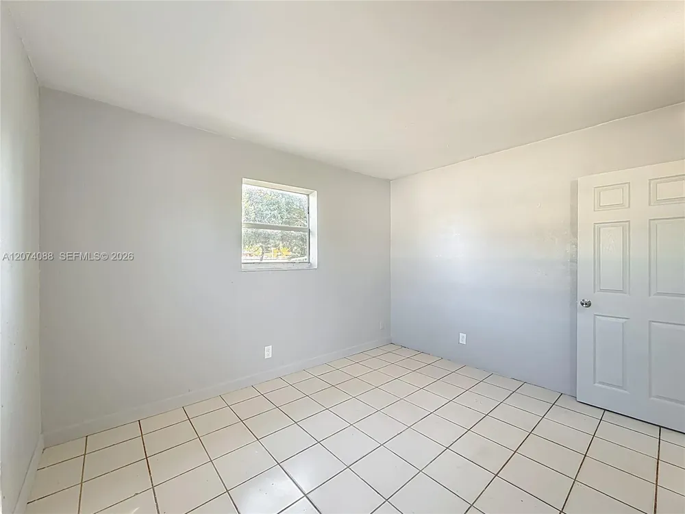 2408 NW 8th St Pompano Beach, FL 33069