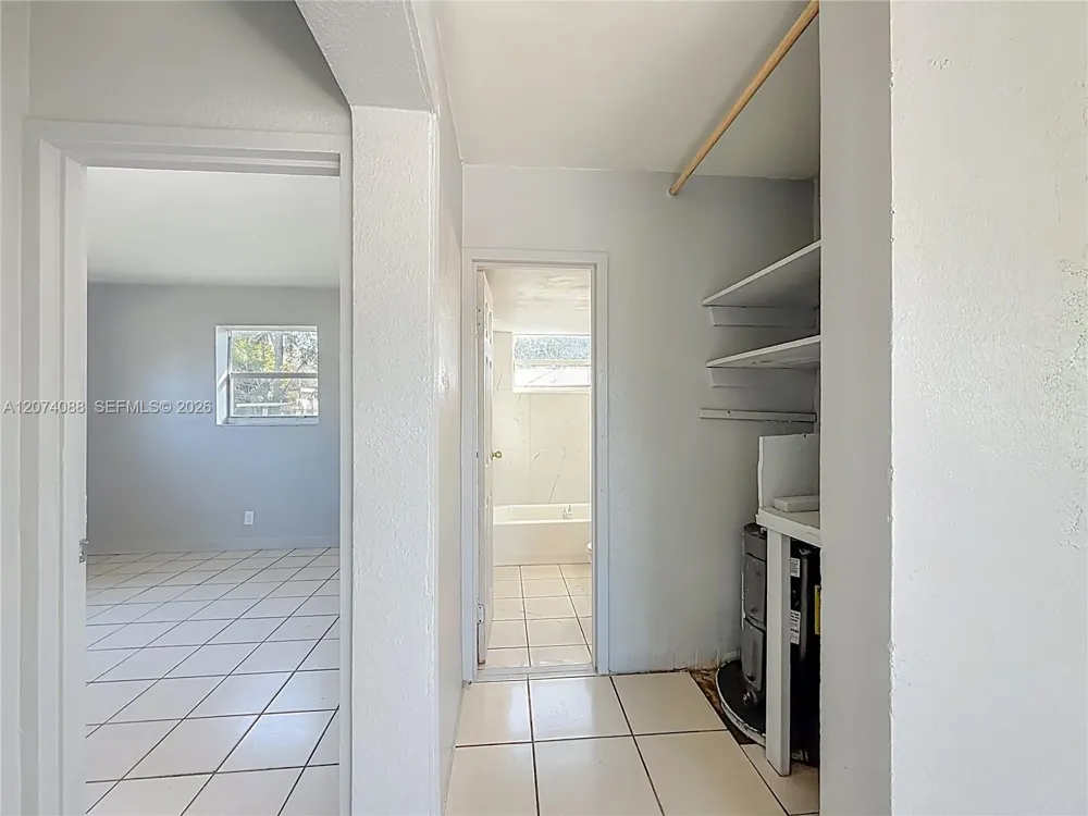 2408 NW 8th St Pompano Beach, FL 33069