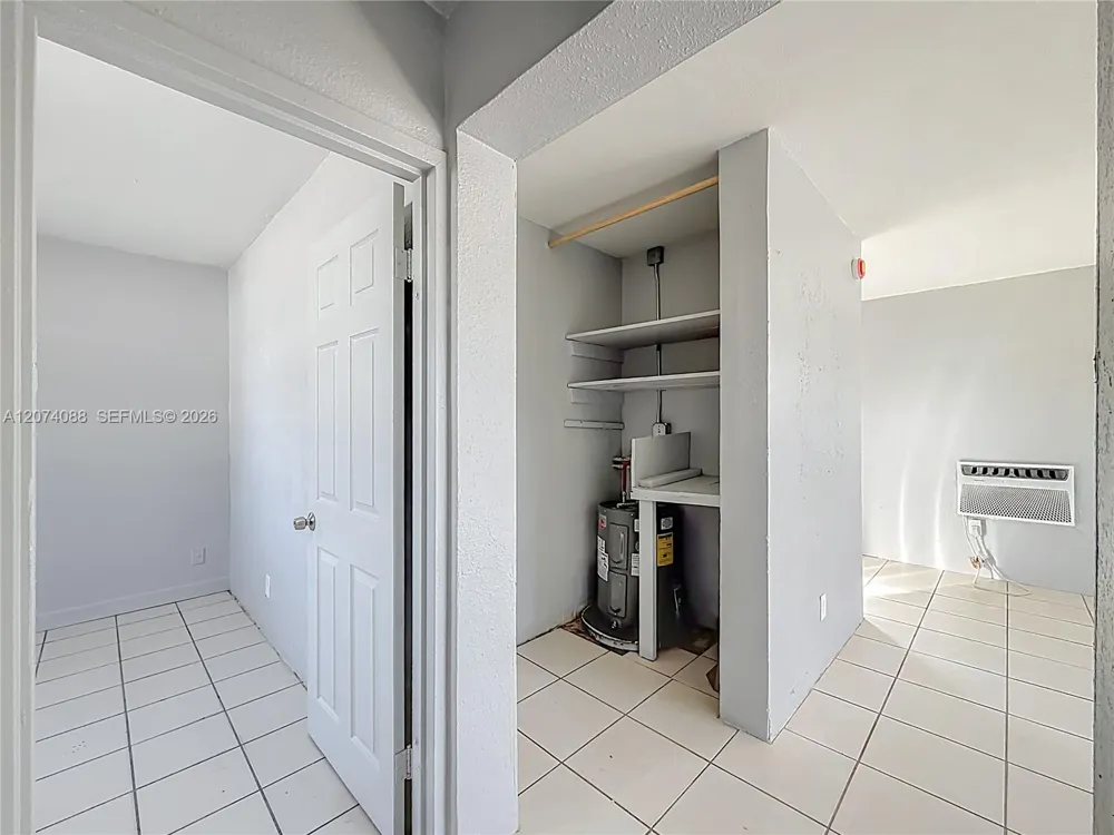 2408 NW 8th St Pompano Beach, FL 33069