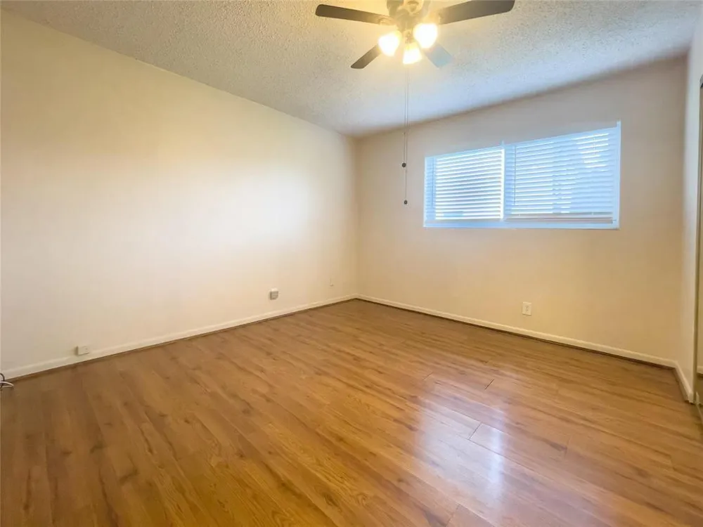 200 BONNIE BOULEVARD #117 Palm Springs, FL 33461