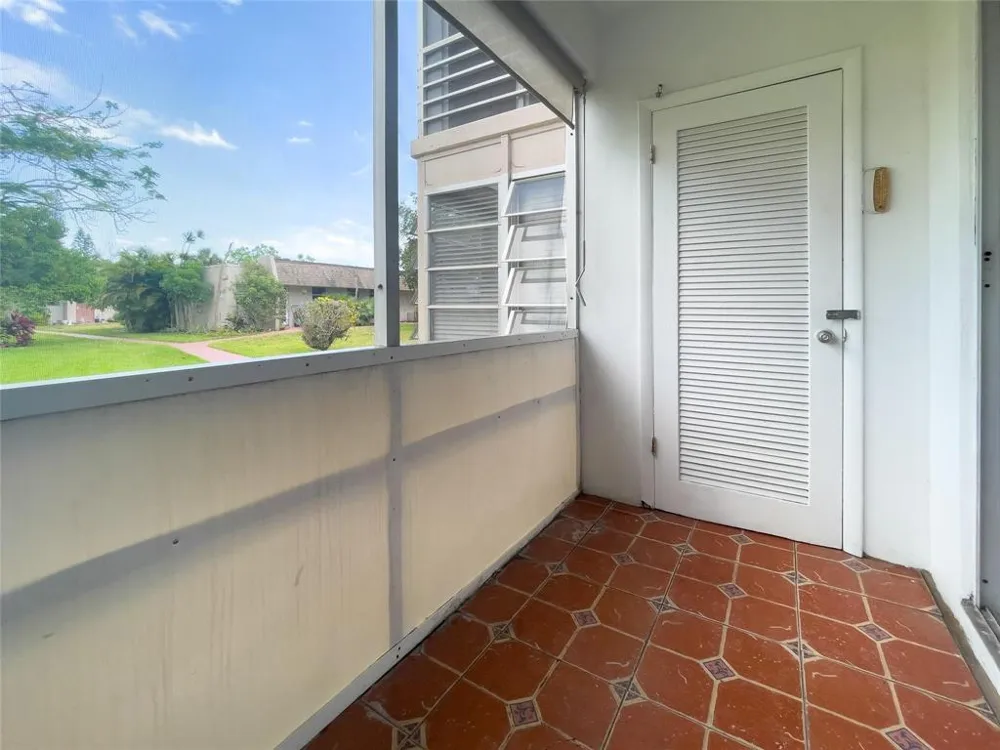 200 BONNIE BOULEVARD #117 Palm Springs, FL 33461