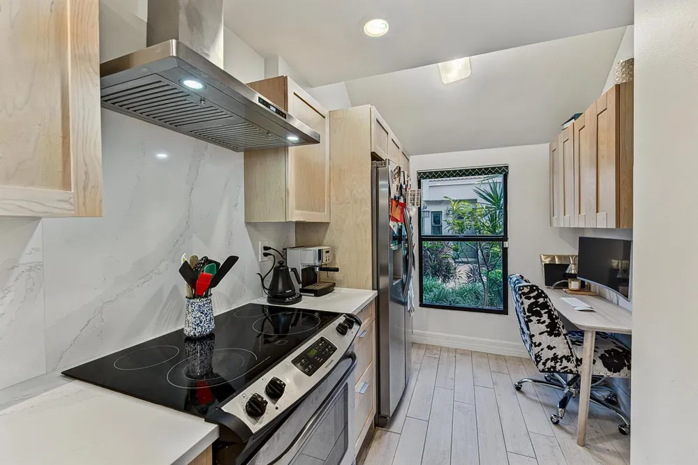 1315 MIAMI ROAD #D Fort Lauderdale, FL 33316