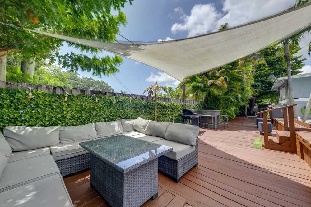 3609 SW 58TH AVENUE West Park, FL 33023
