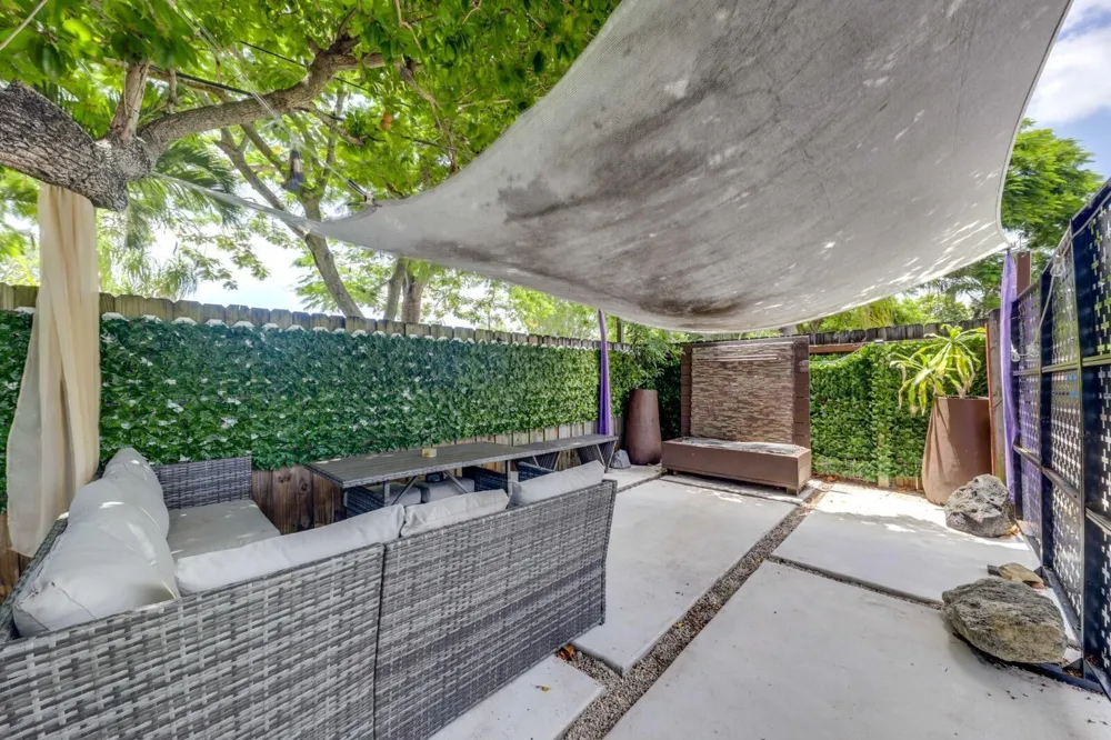 3609 SW 58TH AVENUE West Park, FL 33023