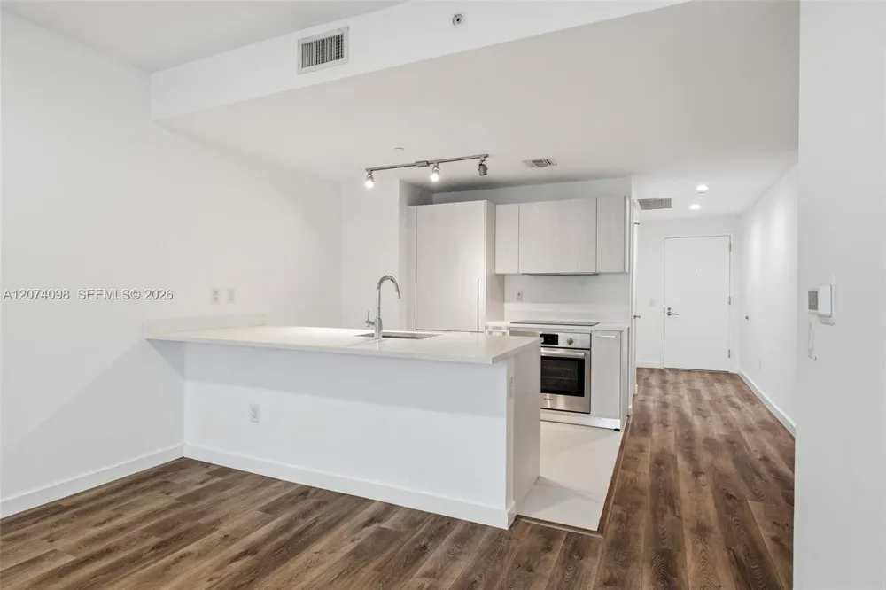 501 NE 31st St #2310 Miami, FL 33137