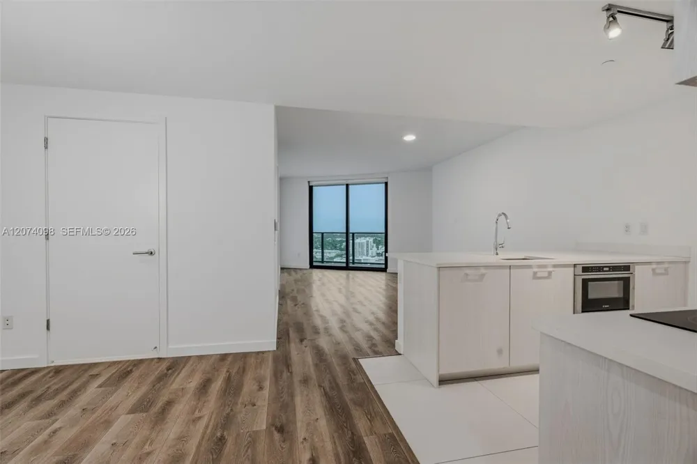 501 NE 31st St #2310 Miami, FL 33137