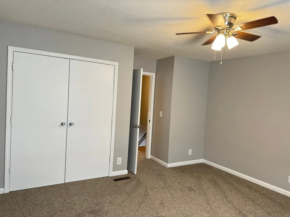 2453 W Wilson Rd #2 Clarksville, TN 37043