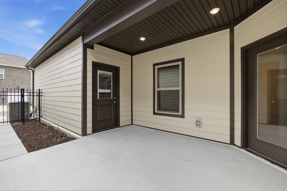 726 Coburg Street Gallatin, TN 37066