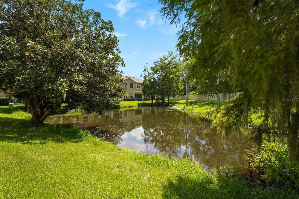 3687 PARKRIDGE CIRCLE #8-106 Sarasota, FL 34243