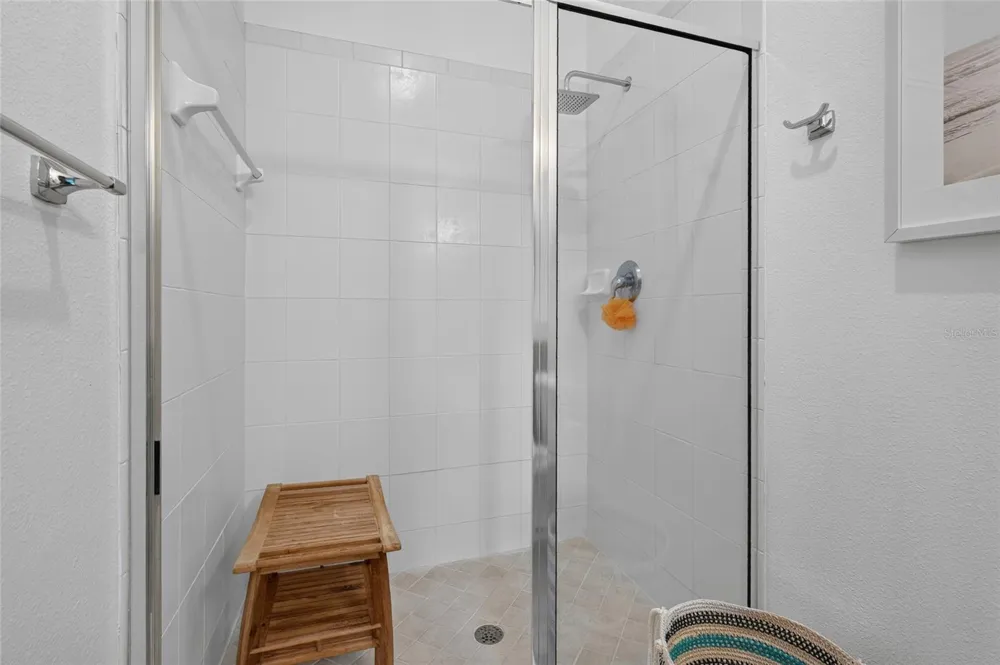 3687 PARKRIDGE CIRCLE #8-106 Sarasota, FL 34243
