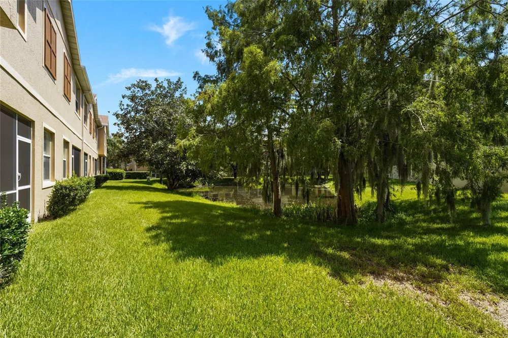 3687 PARKRIDGE CIRCLE #8-106 Sarasota, FL 34243