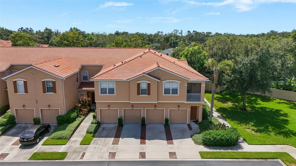 3687 PARKRIDGE CIRCLE #8-106 Sarasota, FL 34243