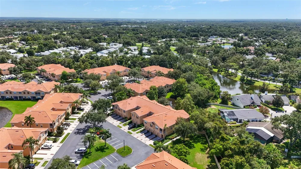 3687 PARKRIDGE CIRCLE #8-106 Sarasota, FL 34243