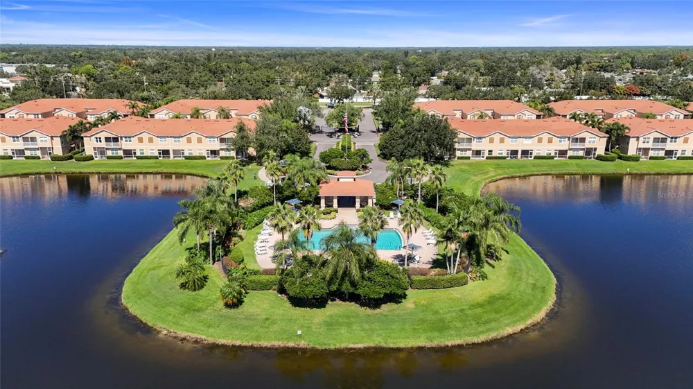 3687 PARKRIDGE CIRCLE #8-106 Sarasota, FL 34243