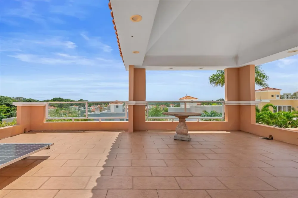 65 THE VILLAGE AT THE HILL Ceiba, PR 00735