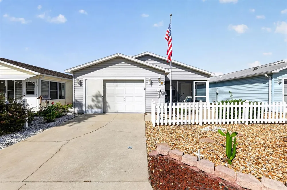 214 MONTOYA DRIVE The Villages, FL 32159