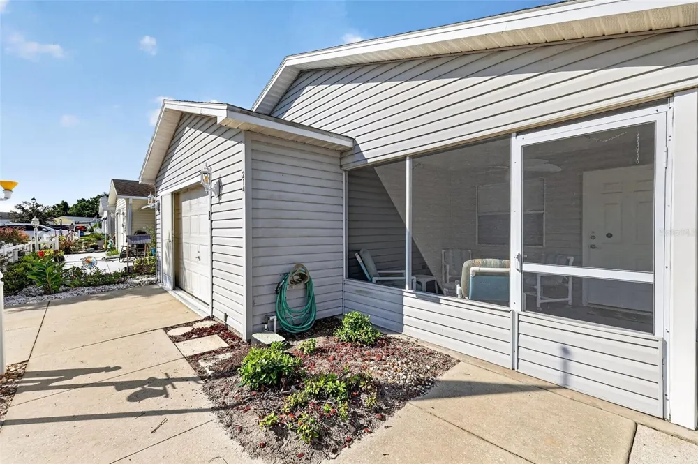214 MONTOYA DRIVE The Villages, FL 32159