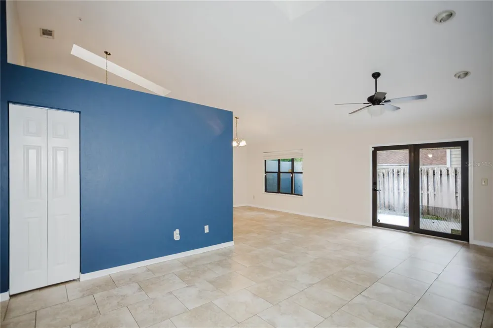 3915 NW 7TH PLACE Gainesville, FL 32607