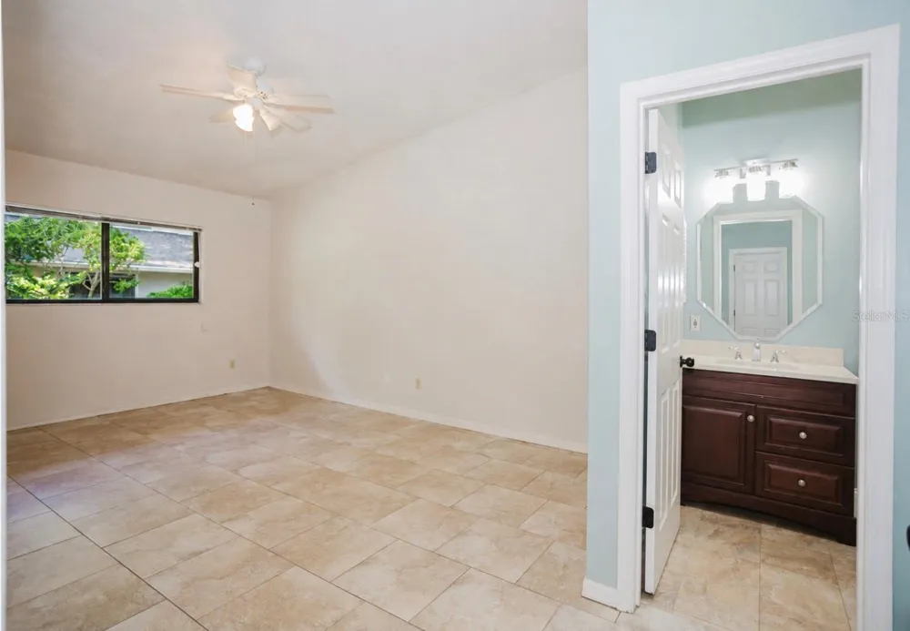 3915 NW 7TH PLACE Gainesville, FL 32607