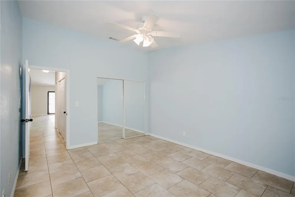 3915 NW 7TH PLACE Gainesville, FL 32607