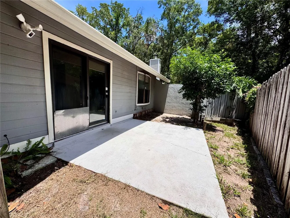 3915 NW 7TH PLACE Gainesville, FL 32607