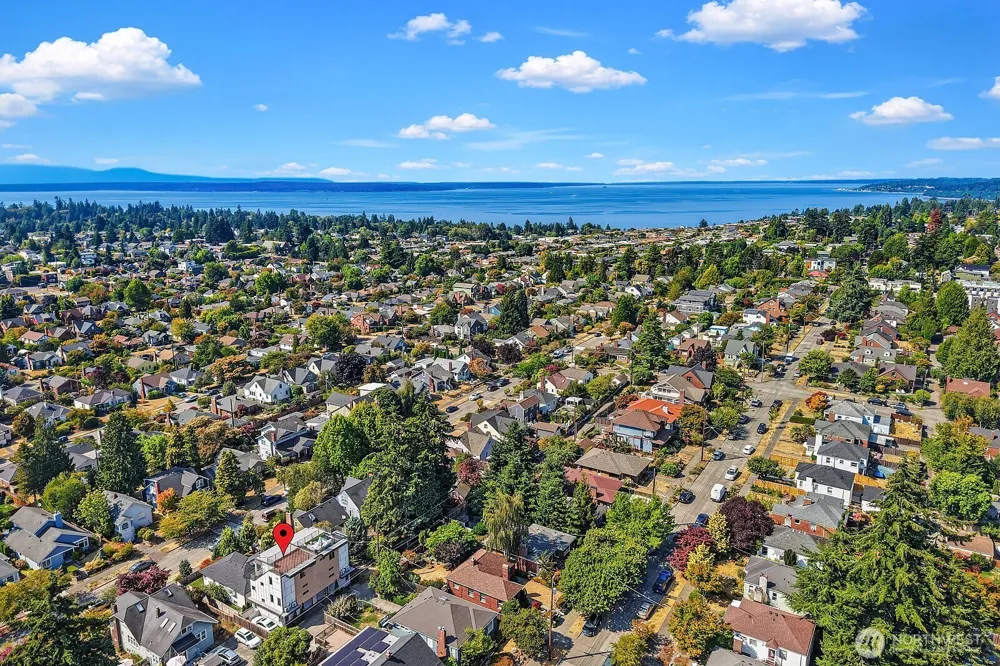 8012 20th Avenue NW Seattle, WA 98117