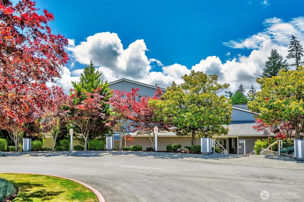 4117 Providence Point Drive SE Issaquah, WA 98029