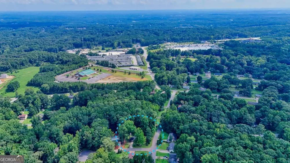 16 Allen LN Dallas, GA 30157