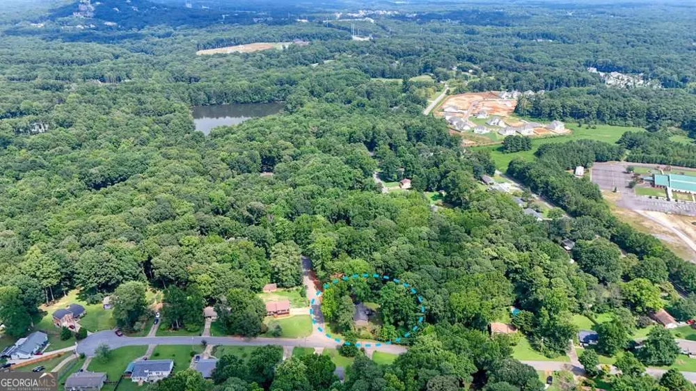 16 Allen LN Dallas, GA 30157