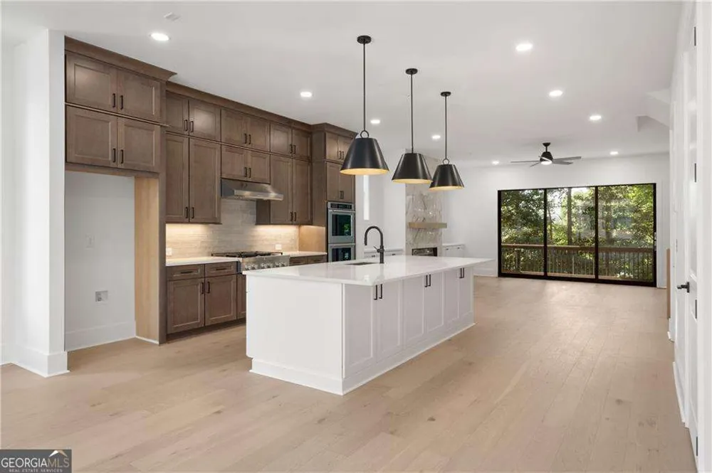 2248 Crestview DR NE Brookhaven, GA 30319