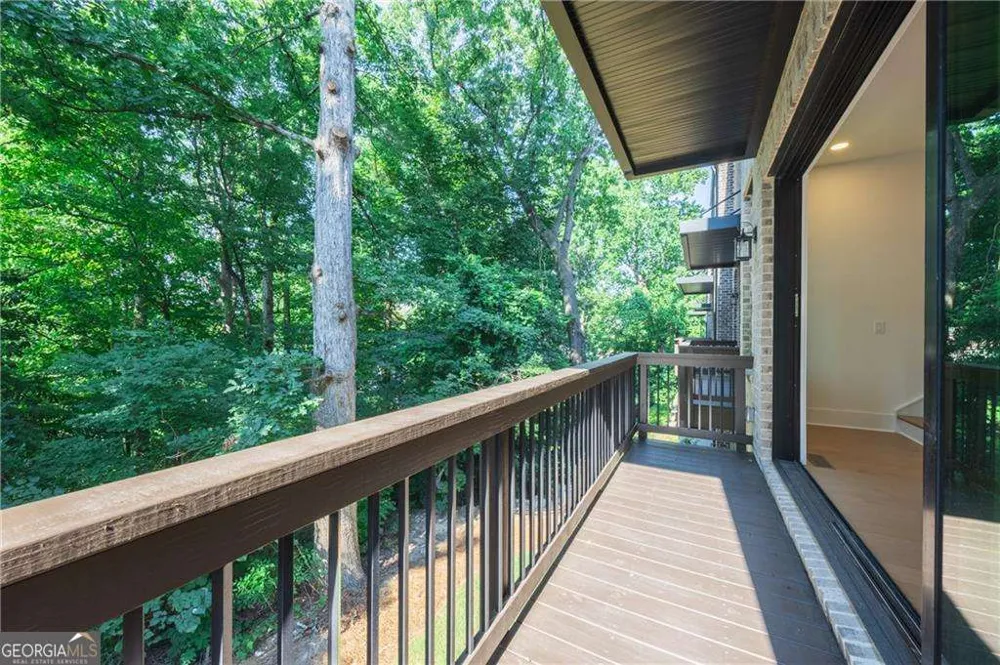2248 Crestview DR NE Brookhaven, GA 30319