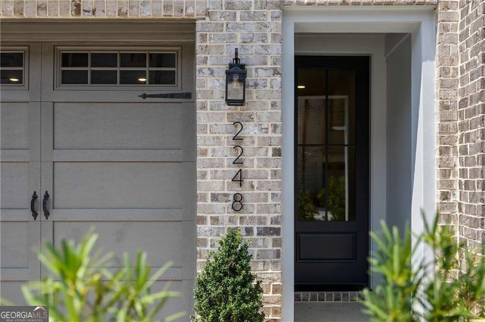 2248 Crestview DR NE Brookhaven, GA 30319