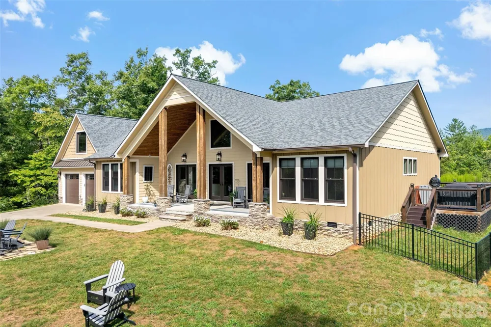 6521 Lake James Road Marion, NC 28752