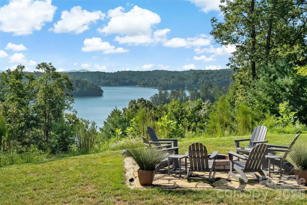 6521 Lake James Road Marion, NC 28752