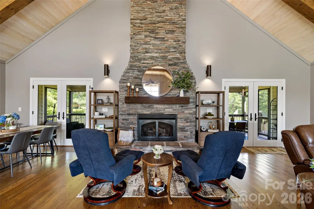 6521 Lake James Road Marion, NC 28752
