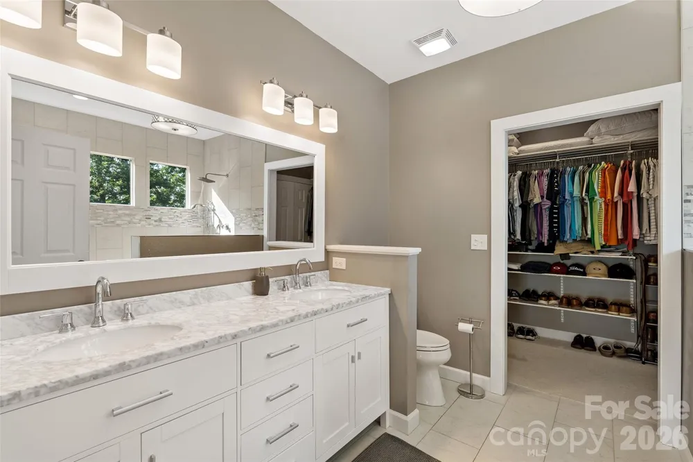 6521 Lake James Road Marion, NC 28752