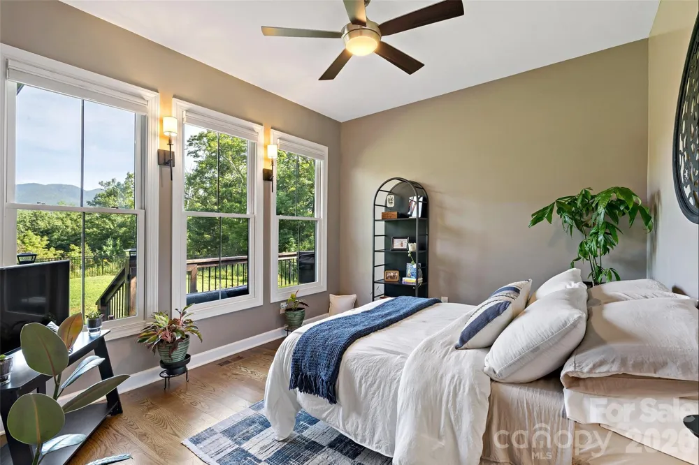 6521 Lake James Road Marion, NC 28752
