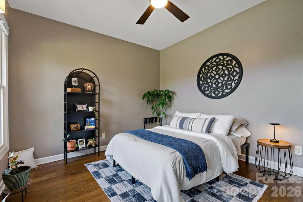 6521 Lake James Road Marion, NC 28752