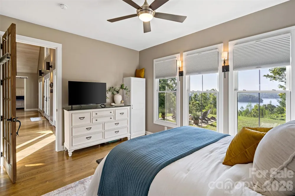6521 Lake James Road Marion, NC 28752
