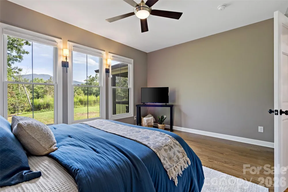 6521 Lake James Road Marion, NC 28752