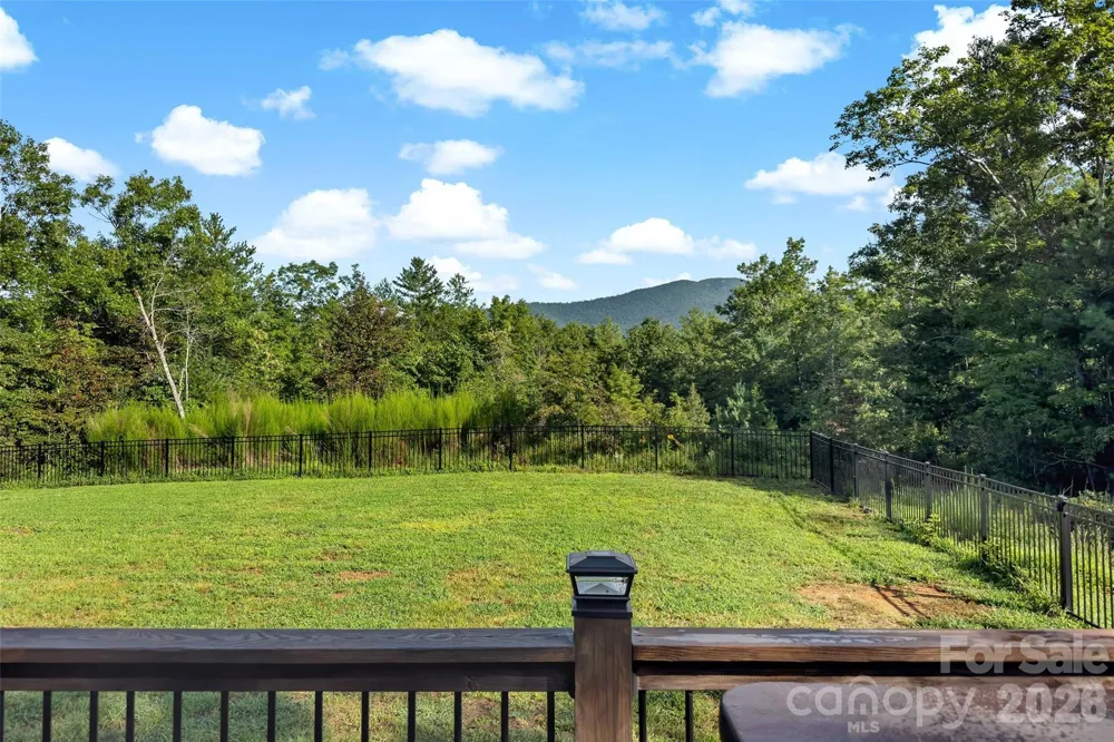 6521 Lake James Road Marion, NC 28752