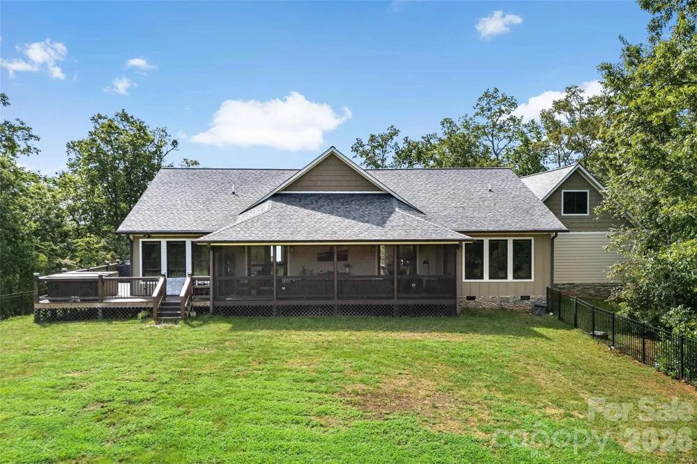6521 Lake James Road Marion, NC 28752