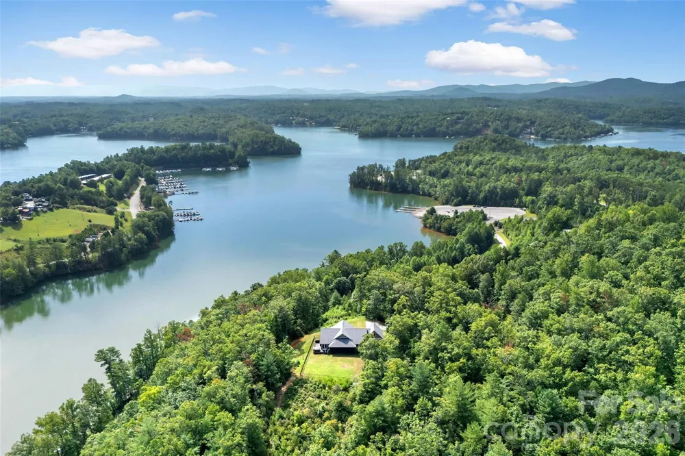 6521 Lake James Road Marion, NC 28752