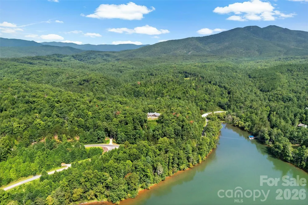 6521 Lake James Road Marion, NC 28752